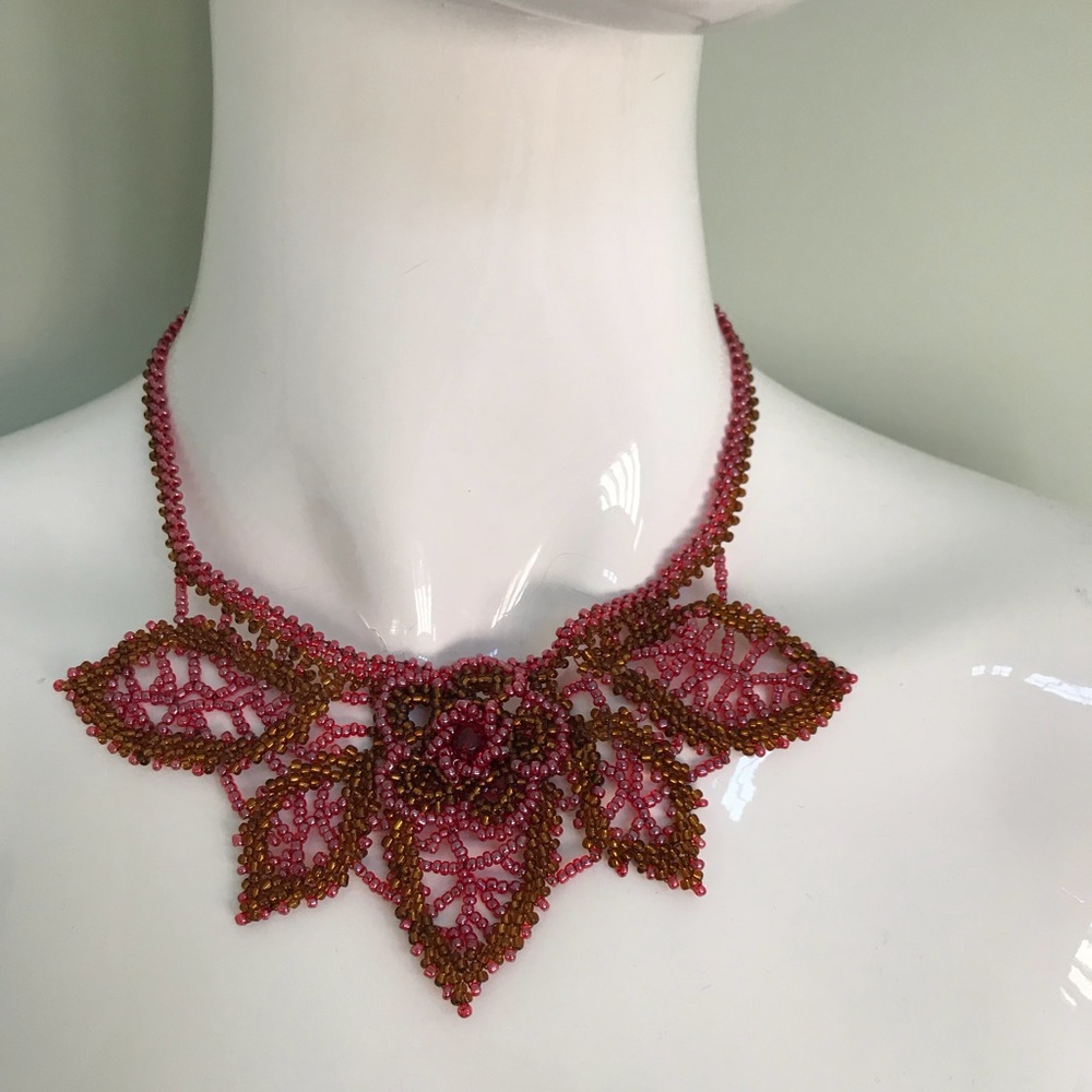Statement necklace